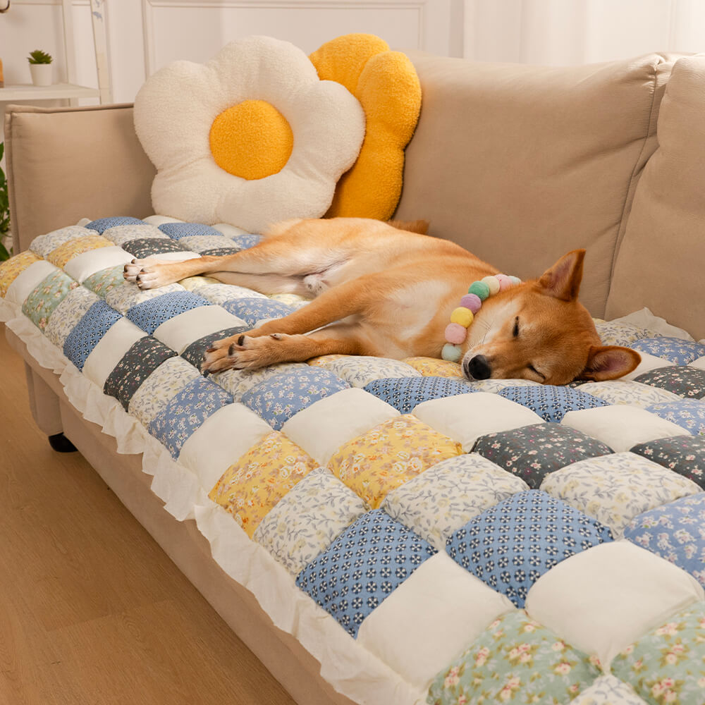 PETLOOM Garden Chic Cotton Pet-Friendly Protective Couch Cover™