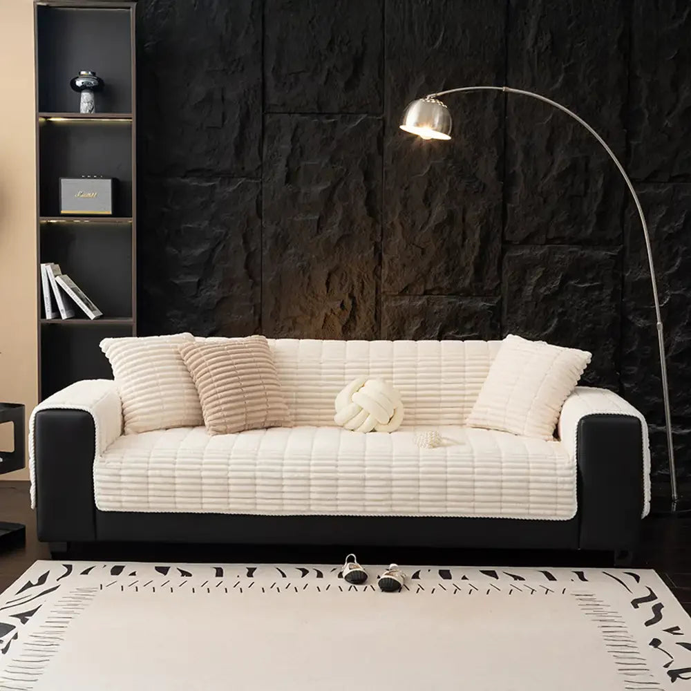 PETLOOM One-Piece Cozy Flannel Sofa Protection Non-Slip Couch Cover™