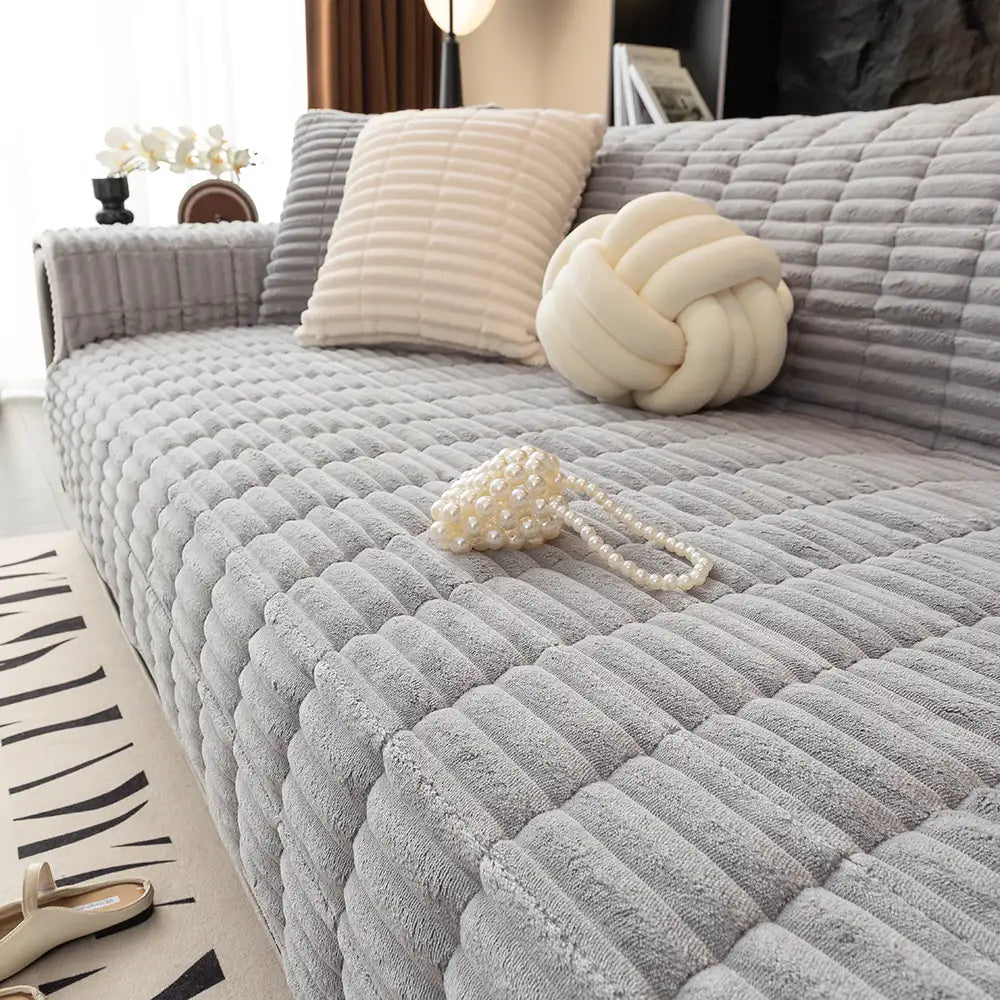 PETLOOM One-Piece Cozy Flannel Sofa Protection Non-Slip Couch Cover™