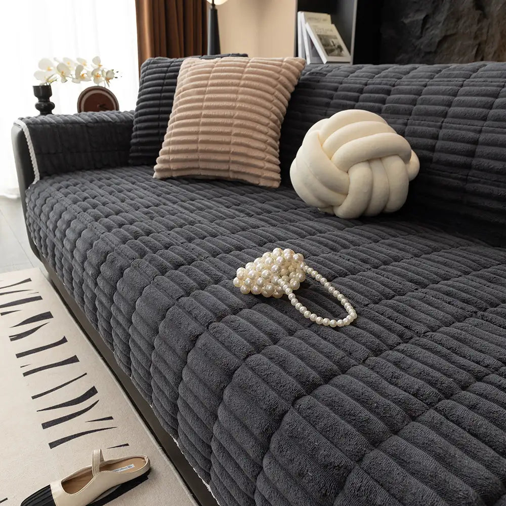 PETLOOM One-Piece Cozy Flannel Sofa Protection Non-Slip Couch Cover™