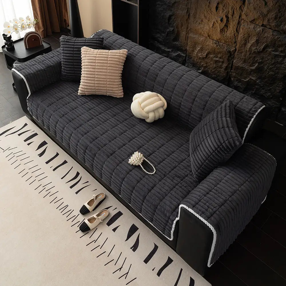 PETLOOM One-Piece Cozy Flannel Sofa Protection Non-Slip Couch Cover™