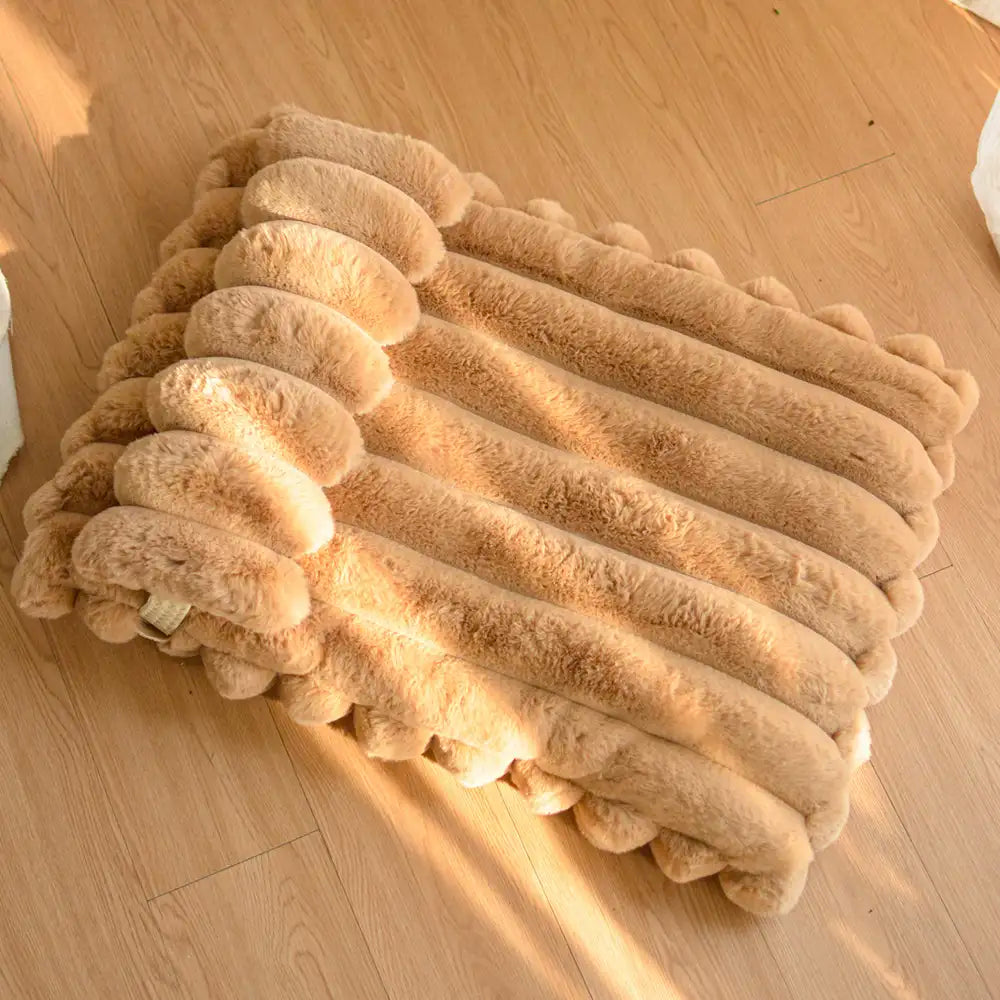 PETLOOM – Softness Faux Rabbit Fur Warming Pillow Dog Bed Cozy Cloud™