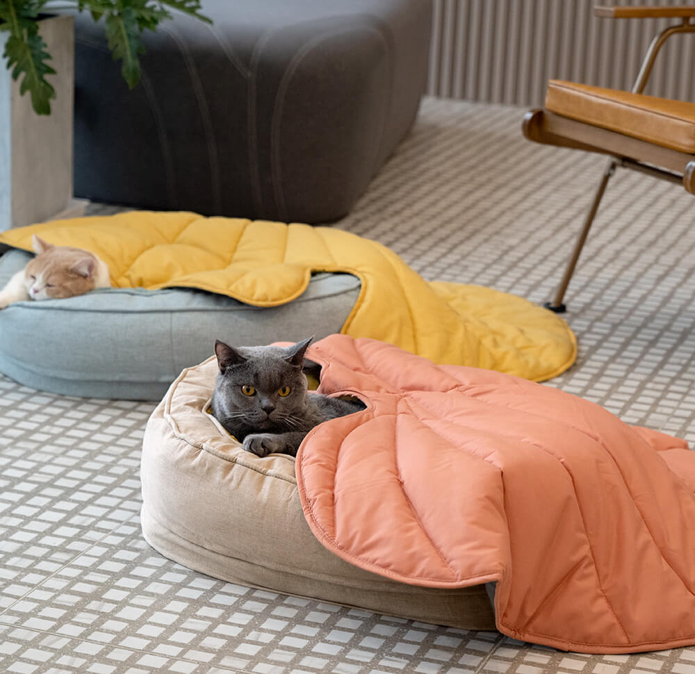 PETLOOM Leaf Shape Dog Blanket™
