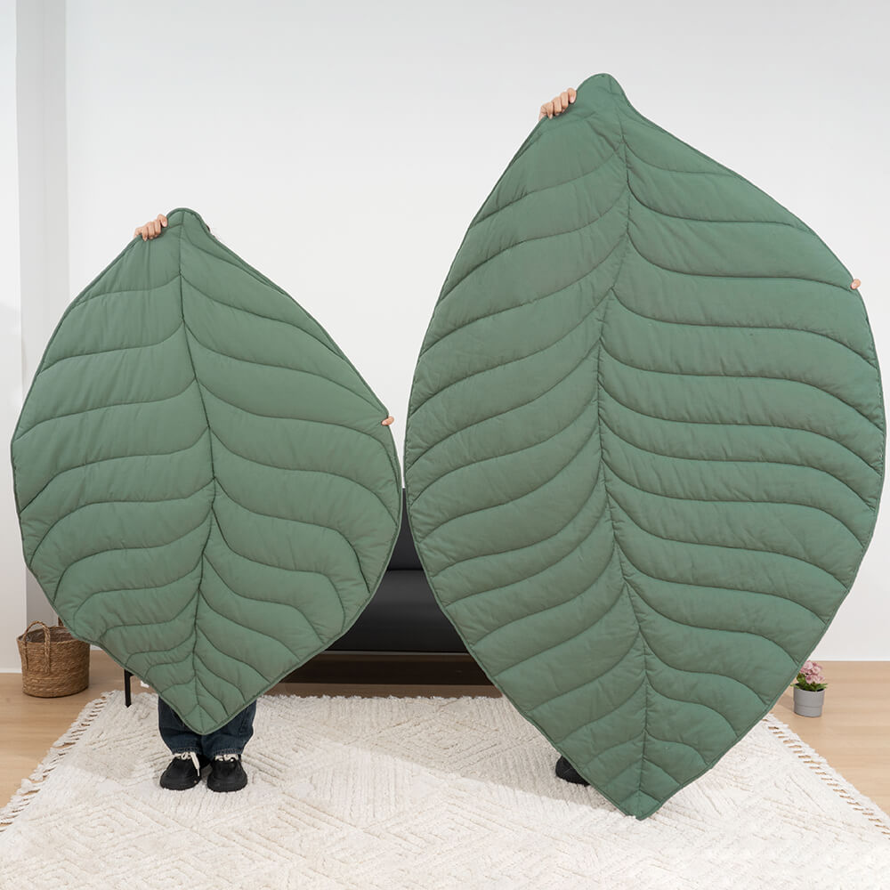 PETLOOM Leaf Shape Dog Blanket™