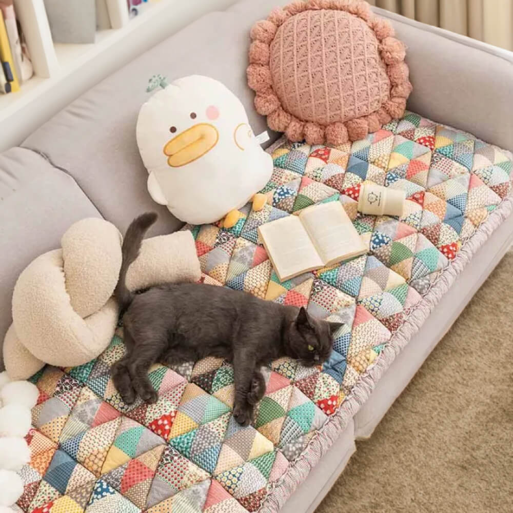PETLOOM Garden Chic Cotton Pet-Friendly Protective Couch Cover™