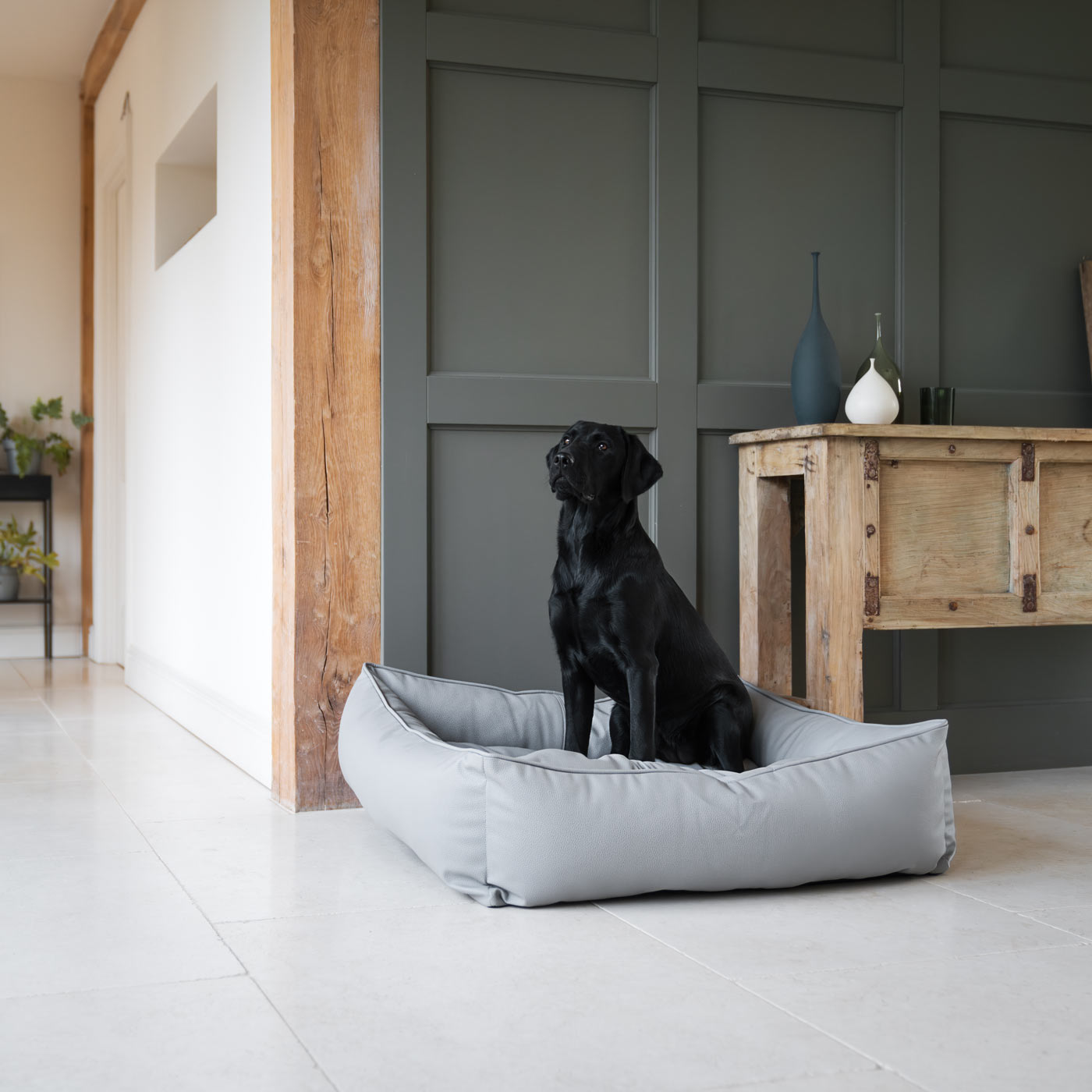PETLOOM Rhino Tough Faux Leather Box Bed™