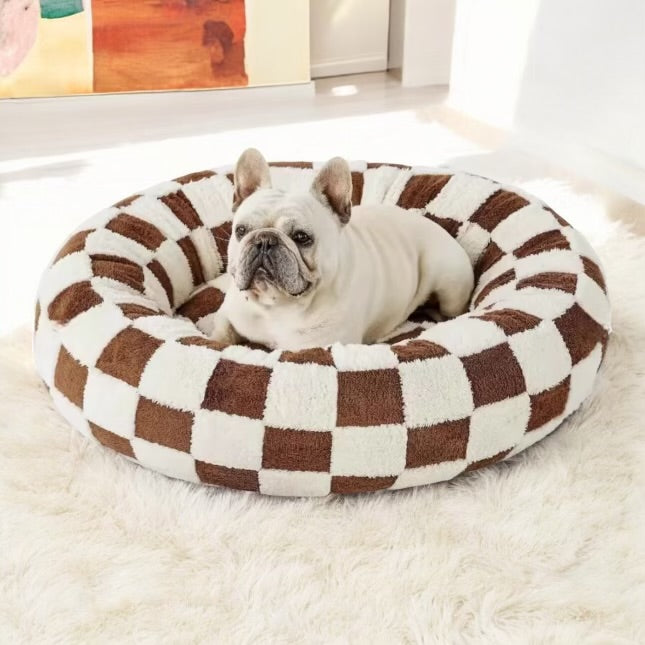 Petloom Checkmate Bed plush pet bed for dogs and cats
