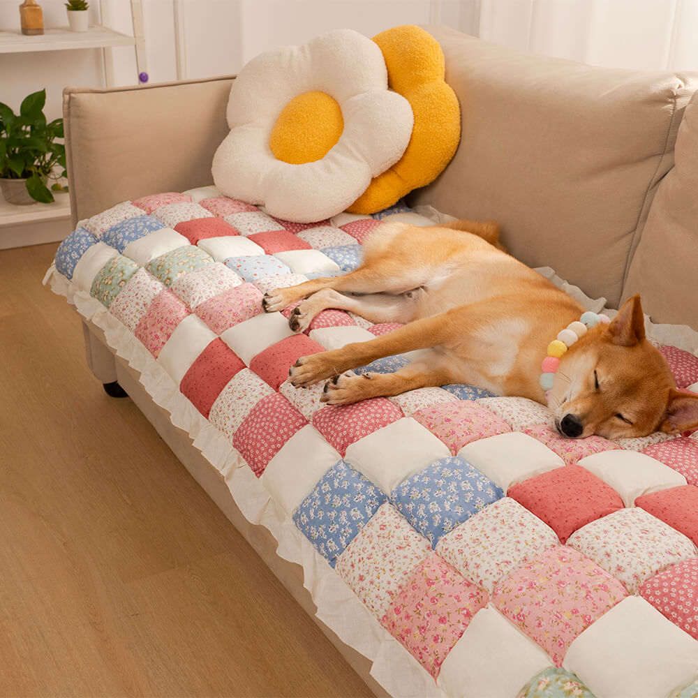PETLOOM Garden Chic Cotton Pet-Friendly Protective Couch Cover™