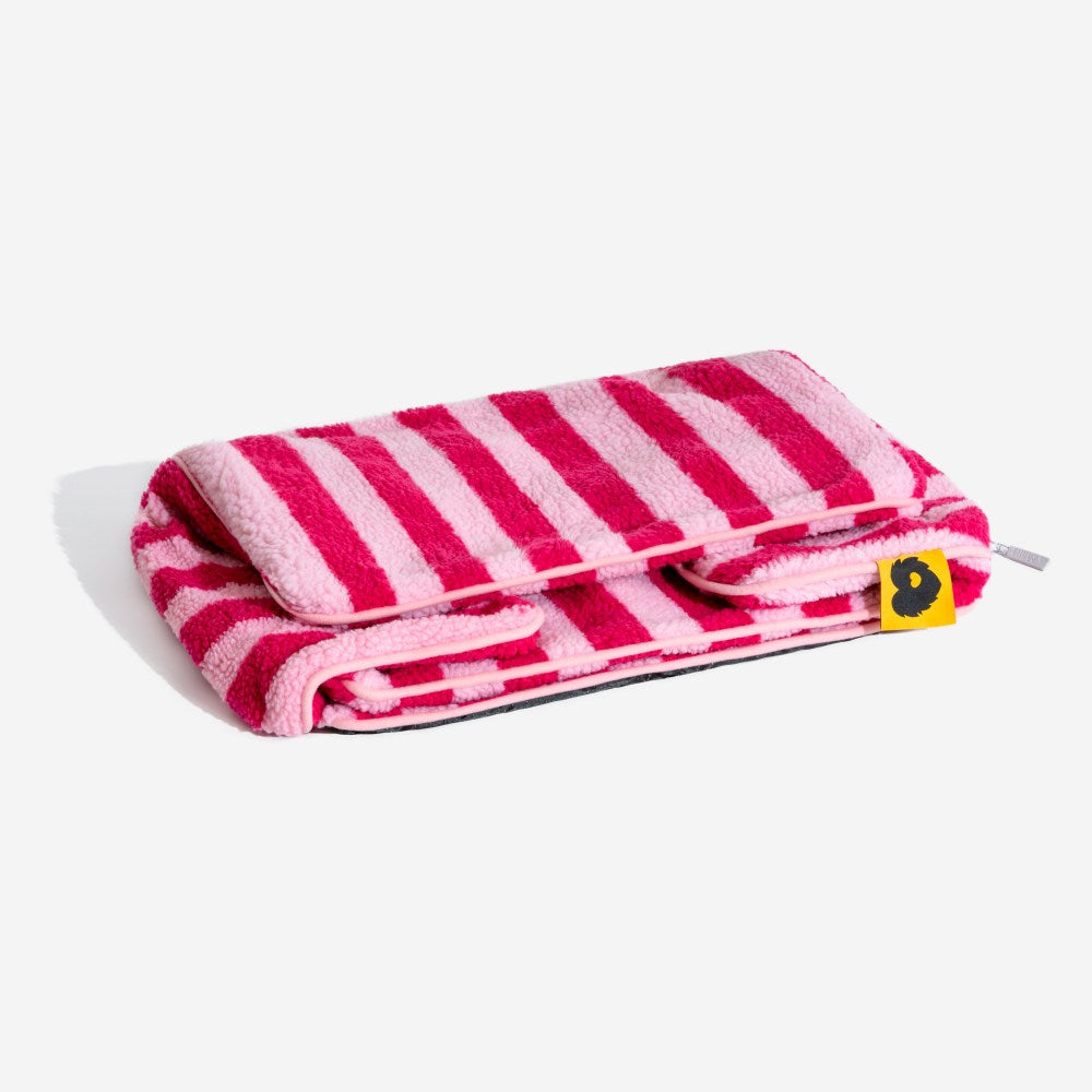 PETLOOM Trendy Striped Faux Lambswool Double Layer Dog & Cat Sofa Bed™