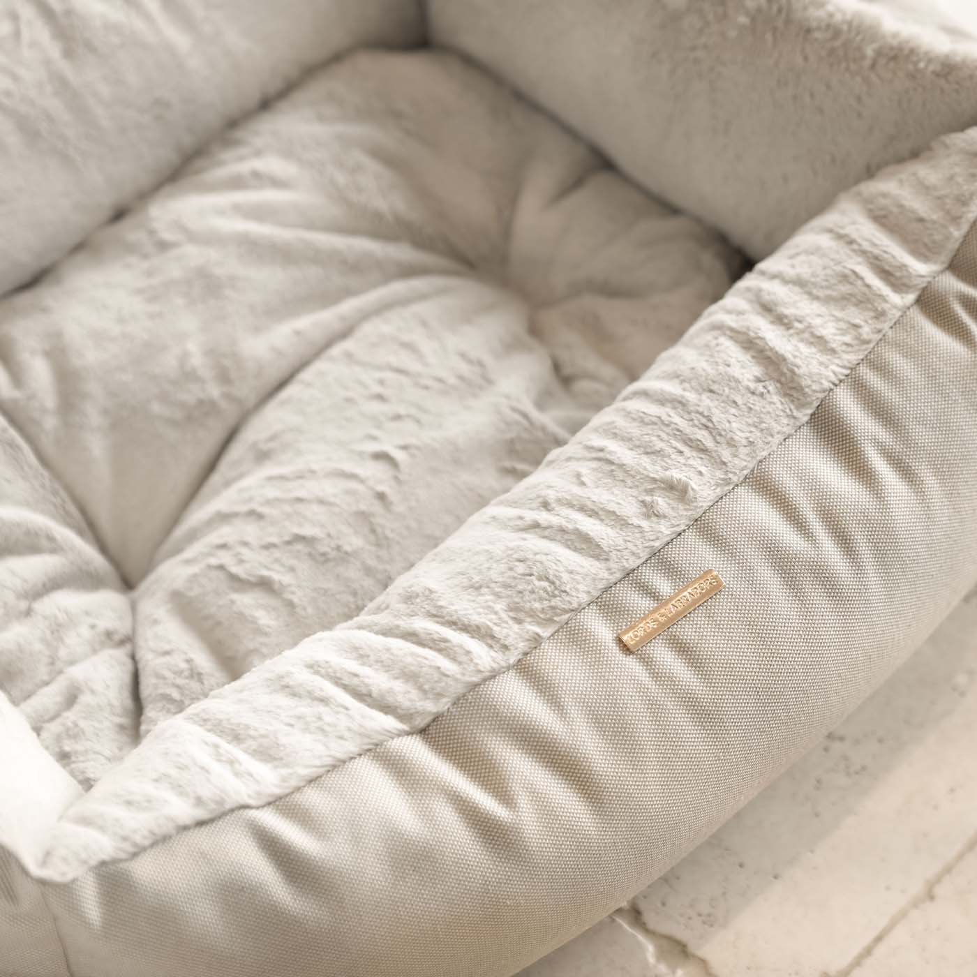PETLOOM Essentials Twill Box Dog Bed™
