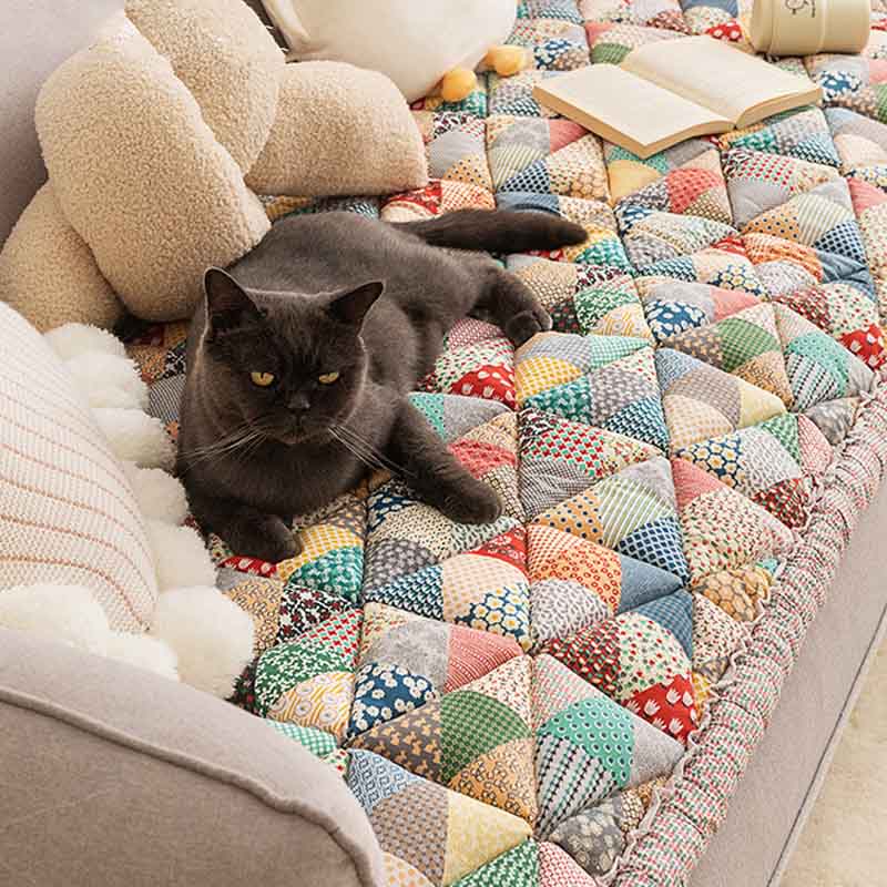 PETLOOM Garden Chic Cotton Pet-Friendly Protective Couch Cover™
