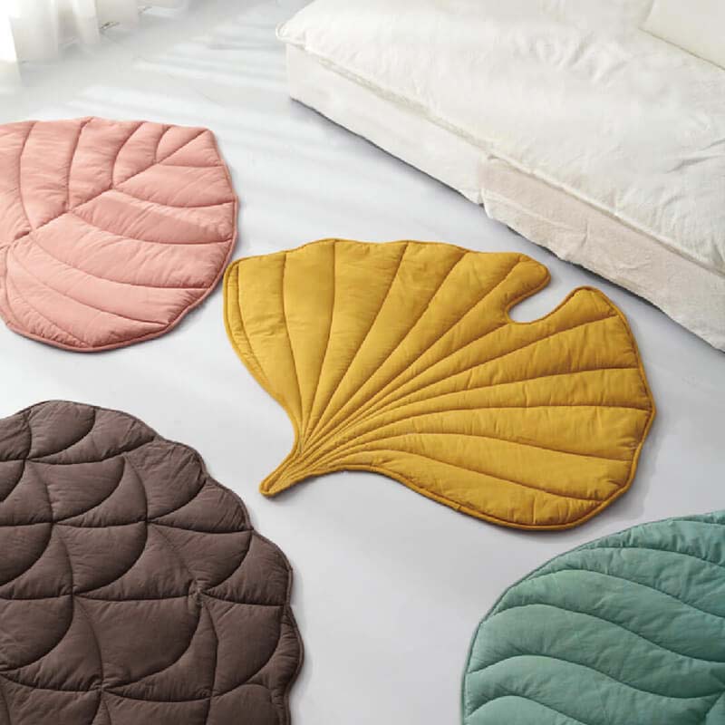 PETLOOM Leaf Shape Dog Blanket™