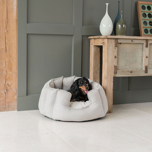 PETLOOM High Wall Stripe Dog Bed™
