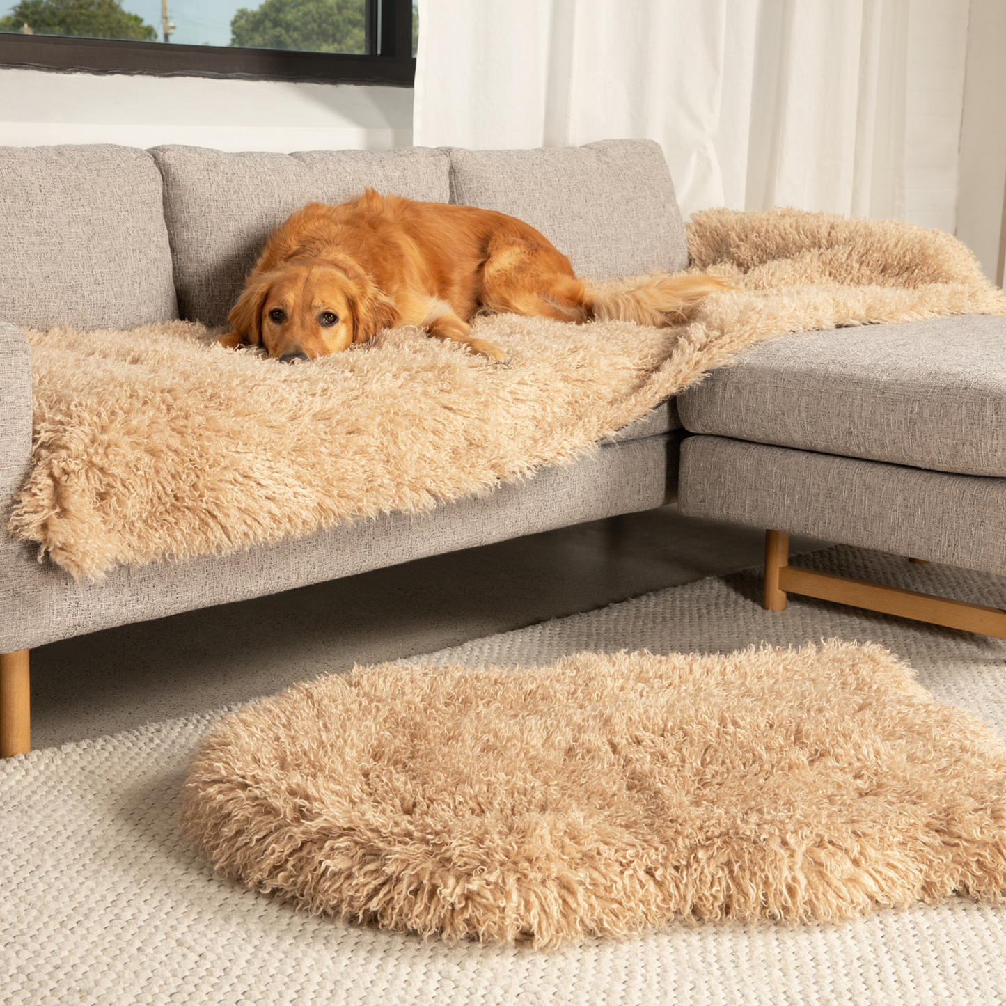 PETLOOM Luxe Waterproof Bed Runner™
